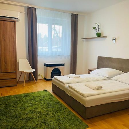 Weninger Studio Apartman Kiskunhalas Zewnętrze zdjęcie
