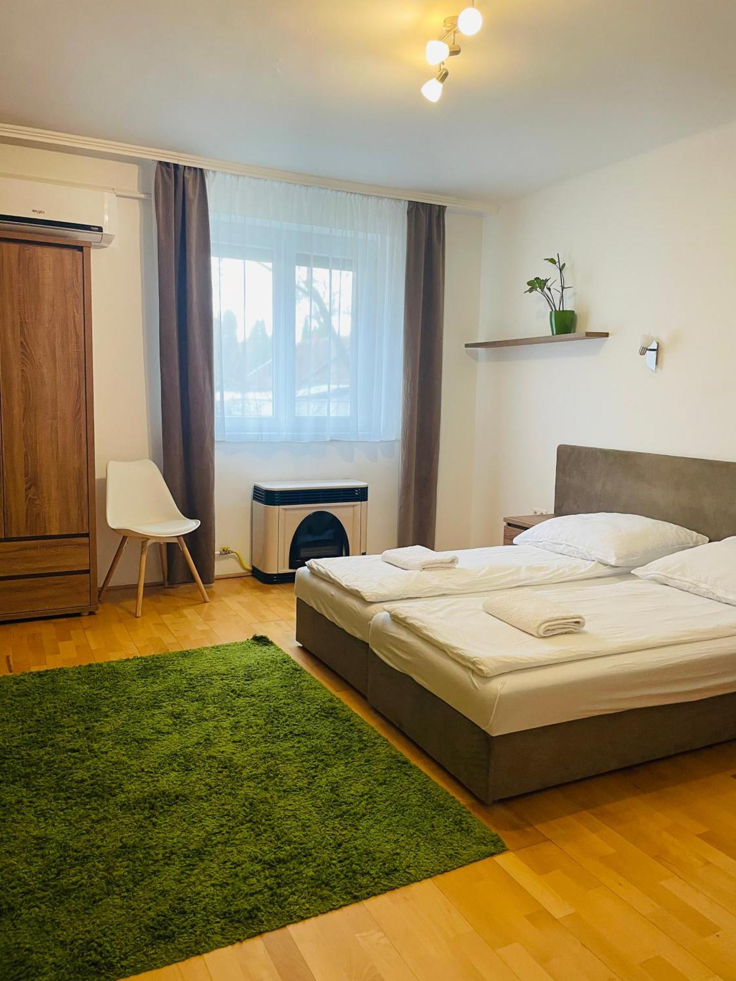 Weninger Studio Apartman Kiskunhalas Zewnętrze zdjęcie